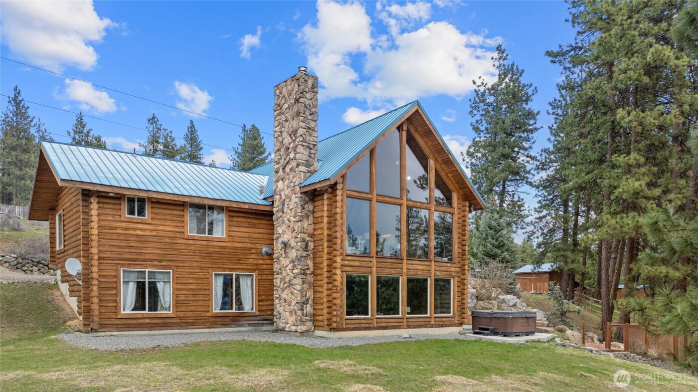 1161 White Road , Cle Elum, WA 98922