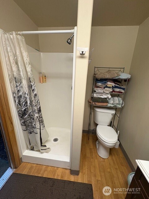 1021 N Potlatch , Hoodsport, WA 98548