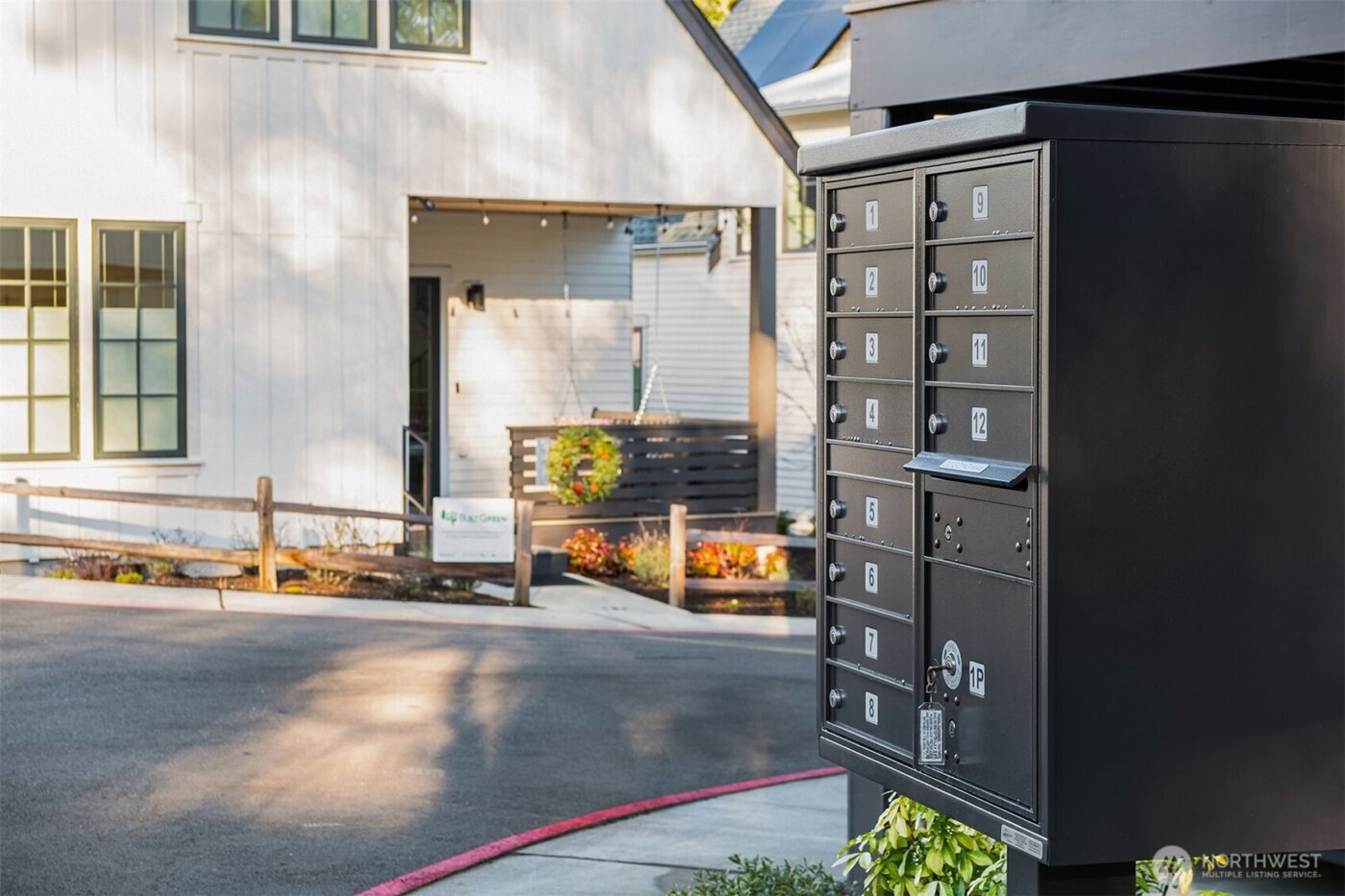 2218 NE 125th Street , Seattle, WA 98125