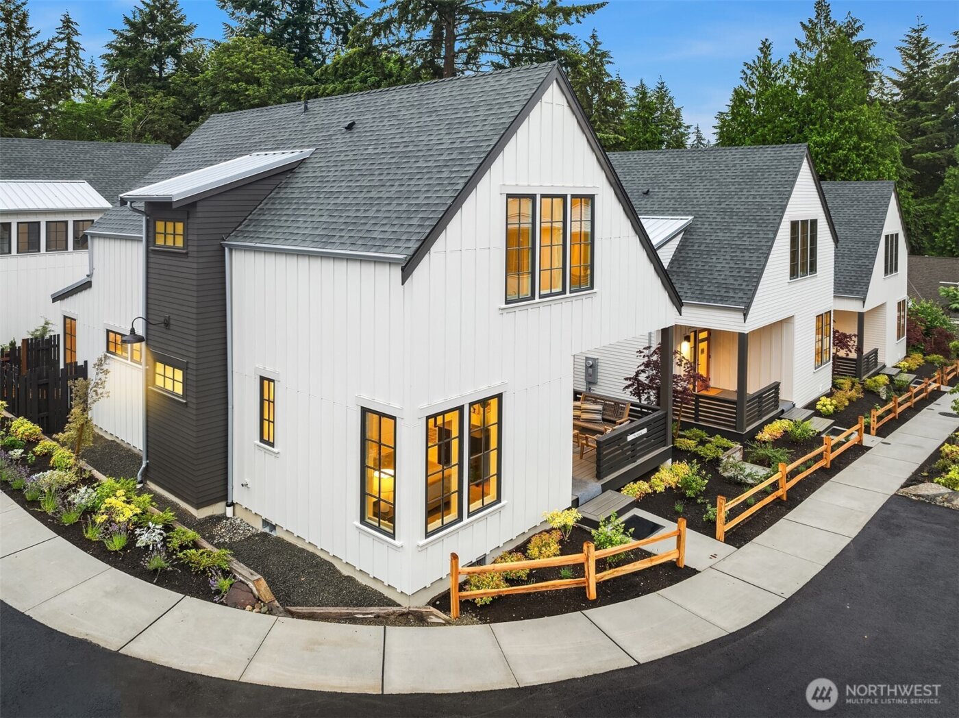 2218 NE 125th Street , Seattle, WA 98125