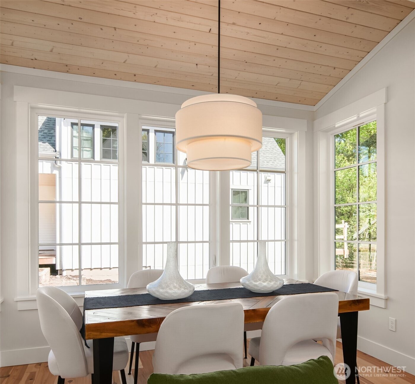 2218 NE 125th Street , Seattle, WA 98125