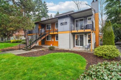 10822 NE 148th Lane #J102, Bothell, WA 98011