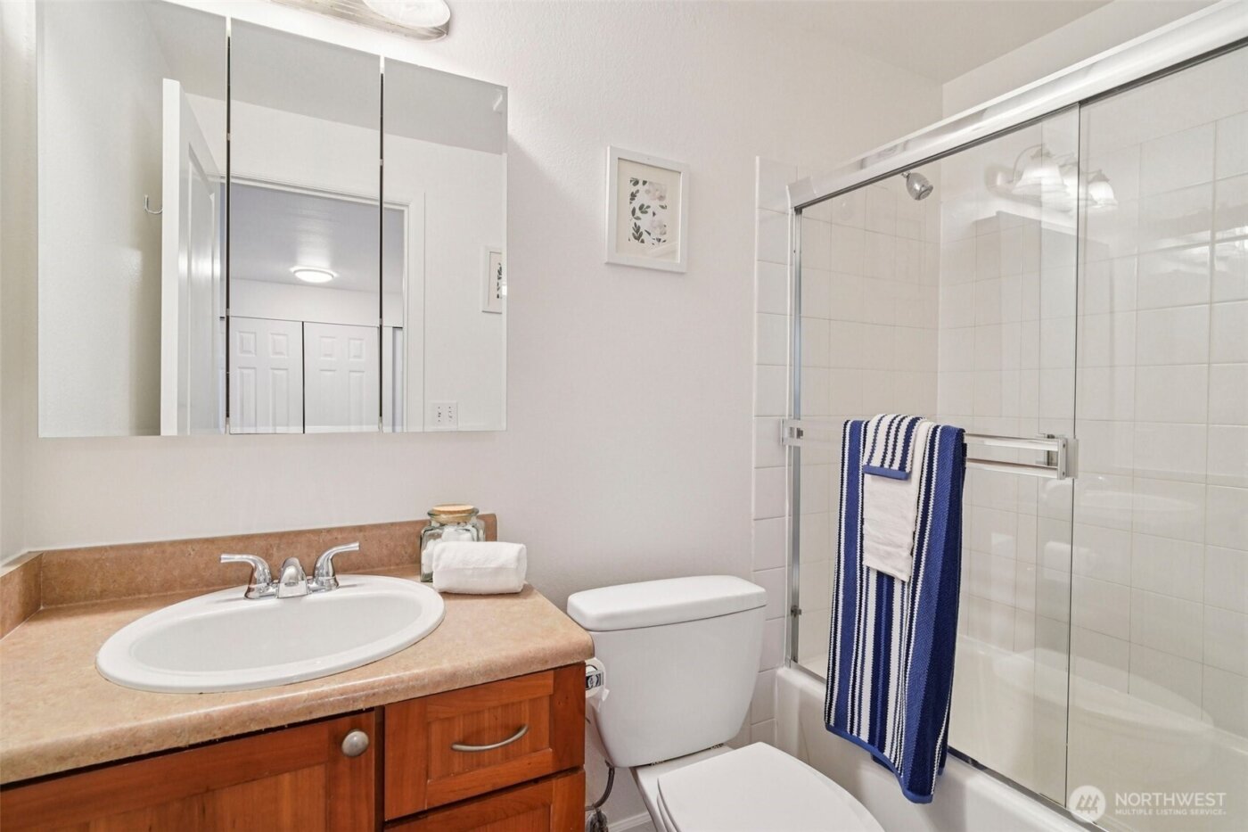 10822 NE 148th Lane #J102, Bothell, WA 98011