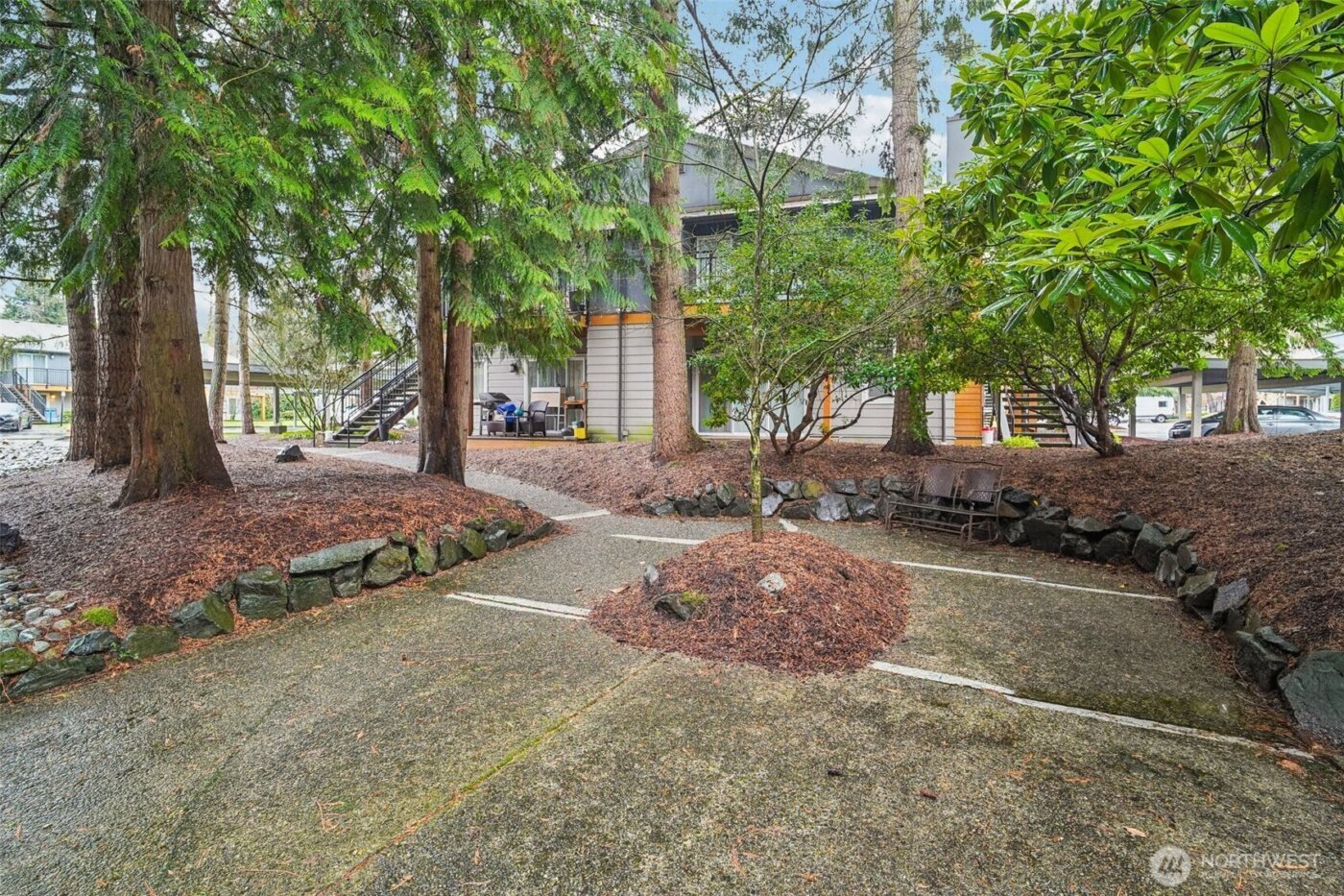 10822 NE 148th Lane #J102, Bothell, WA 98011