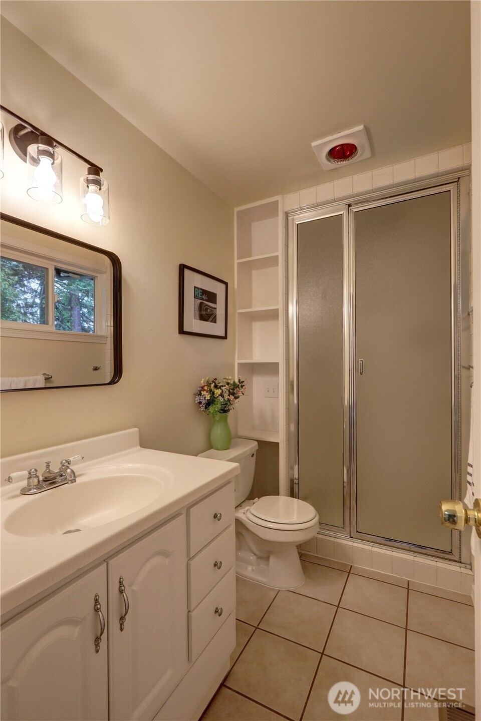 2007 168th Avenue NE, Bellevue, WA 98008