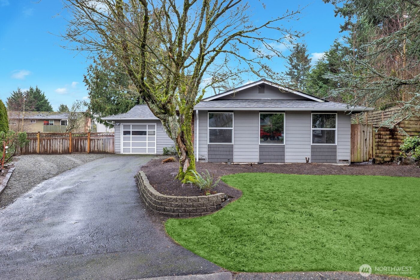 7843 NE 146th Street , Kenmore, WA 98028