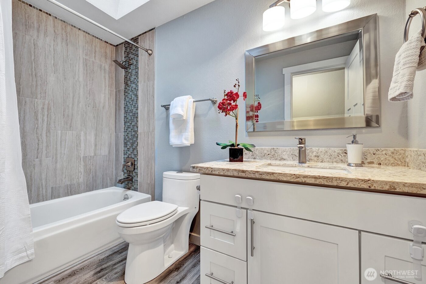 7843 NE 146th Street , Kenmore, WA 98028