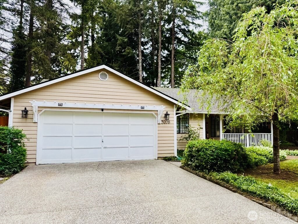 3208 Duke Court SE, Olympia, WA 98503