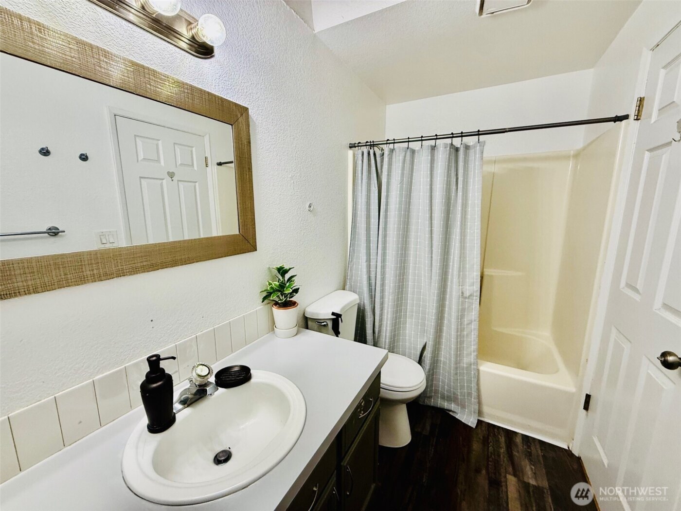 3208 Duke Court SE, Olympia, WA 98503