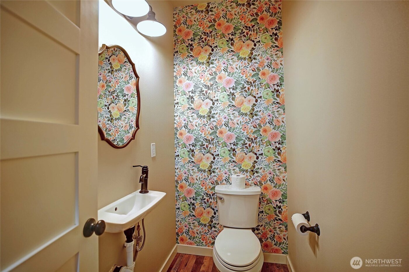 870 Cedar Lane , Camano Island, WA 98282