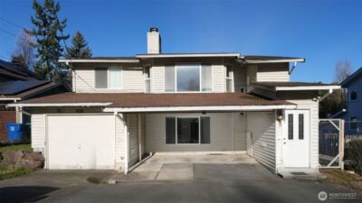 928 N 98th Street , Seattle, WA 98103