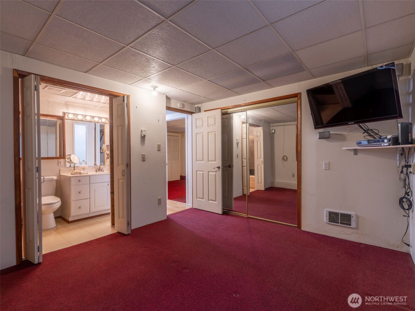 928 N 98th Street , Seattle, WA 98103