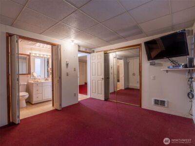 928 N 98th Street , Seattle, WA 98103 - Photo 14