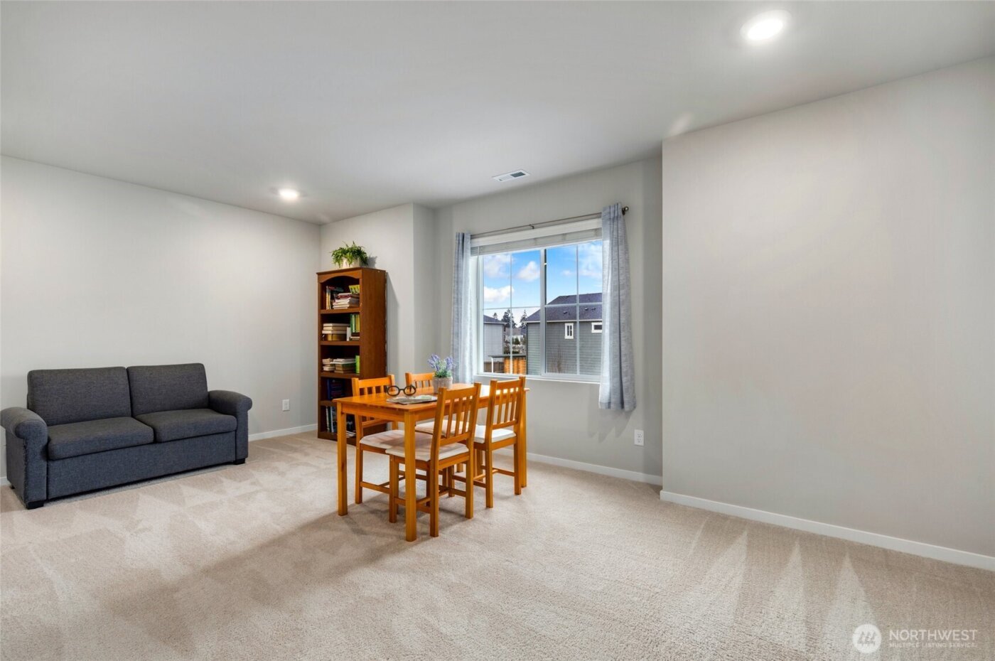 18673 106th Avenue Ct E, Puyallup, WA 98374