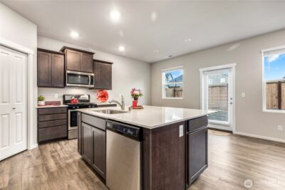 18673 106th Avenue Ct E, Puyallup, WA 98374 - Photo 6