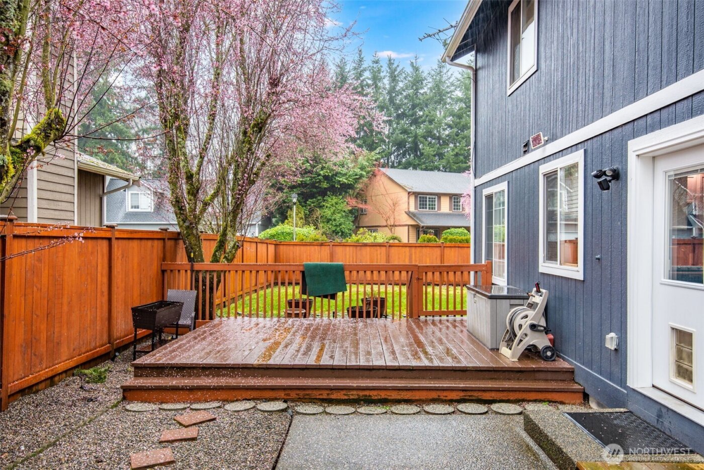 11808 209th Avenue Ct E, Bonney Lake, WA 98391