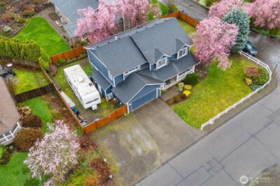 11808 209th Avenue Ct E, Bonney Lake, WA 98391 - Photo 4