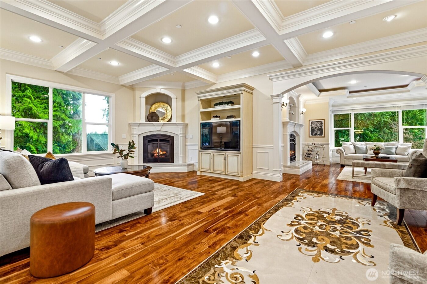 2727 101st Place NE, Bellevue, WA 98004