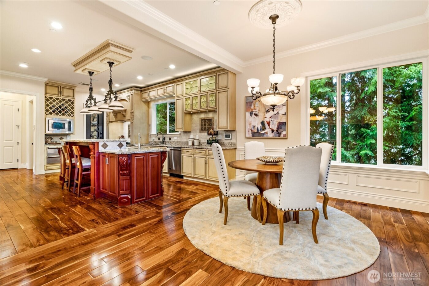 2727 101st Place NE, Bellevue, WA 98004