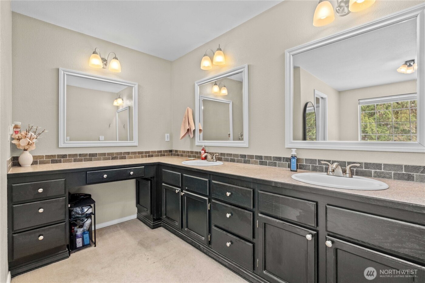 29725 174th Avenue SE, Kent, WA 98042