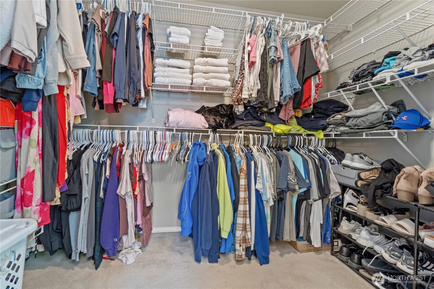 29725 174th Avenue SE, Kent, WA 98042