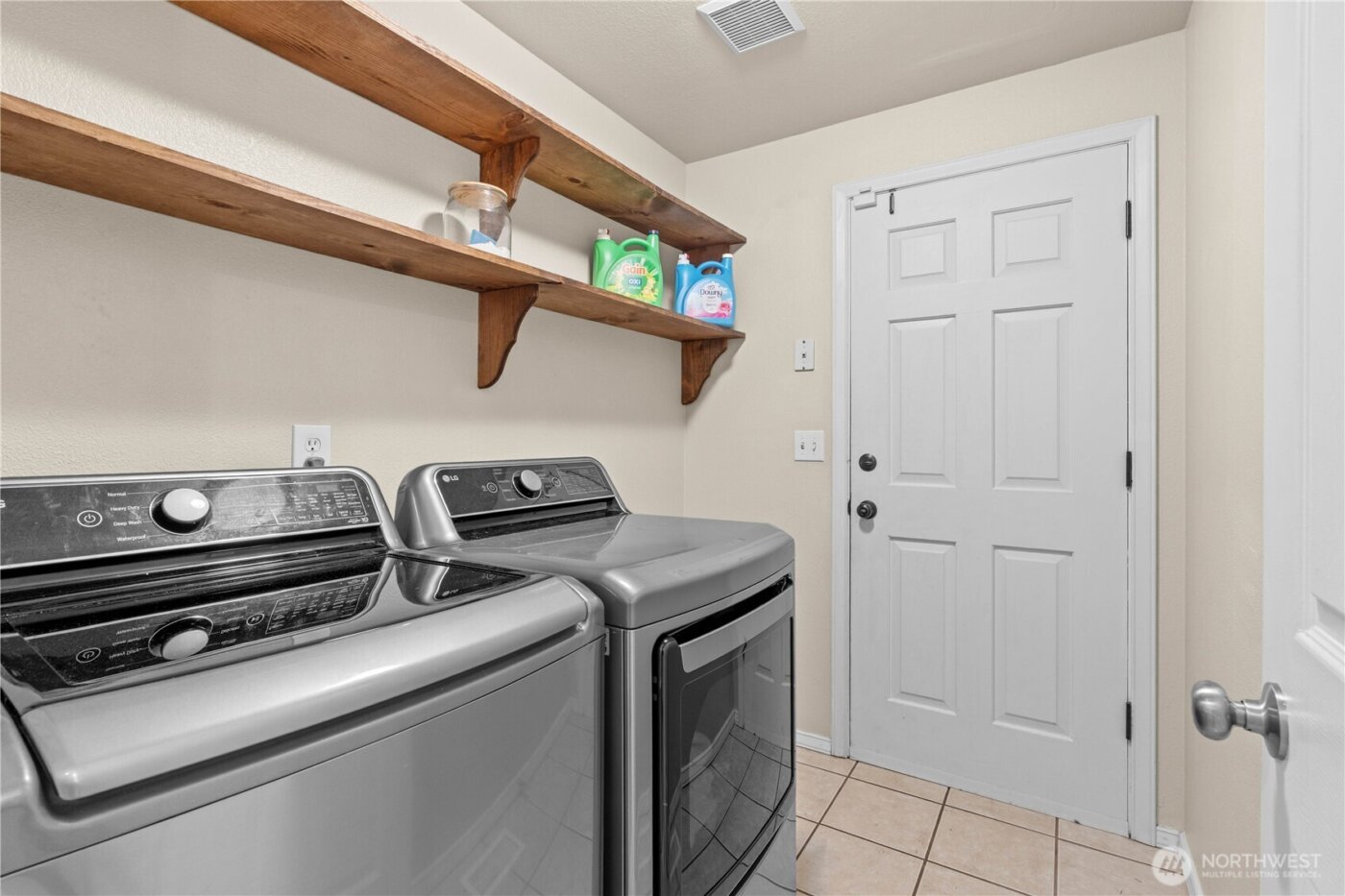 29725 174th Avenue SE, Kent, WA 98042