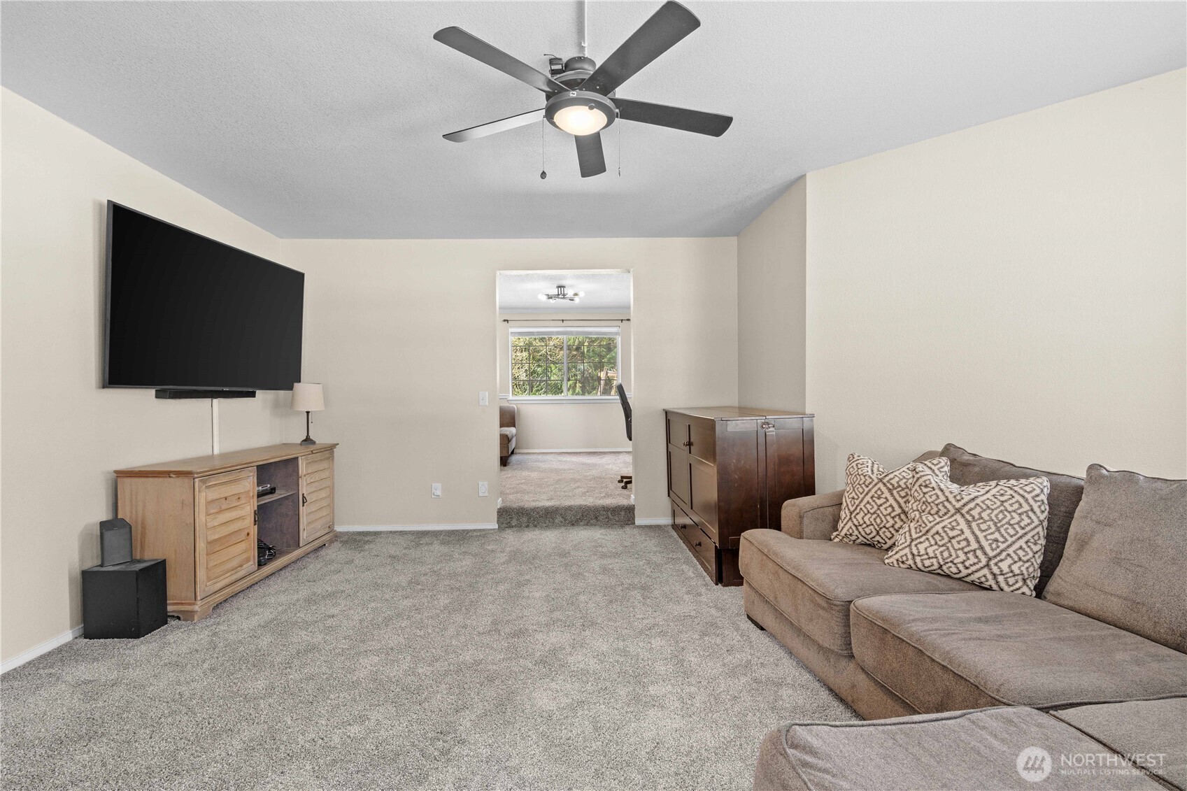 29725 174th Avenue SE, Kent, WA 98042