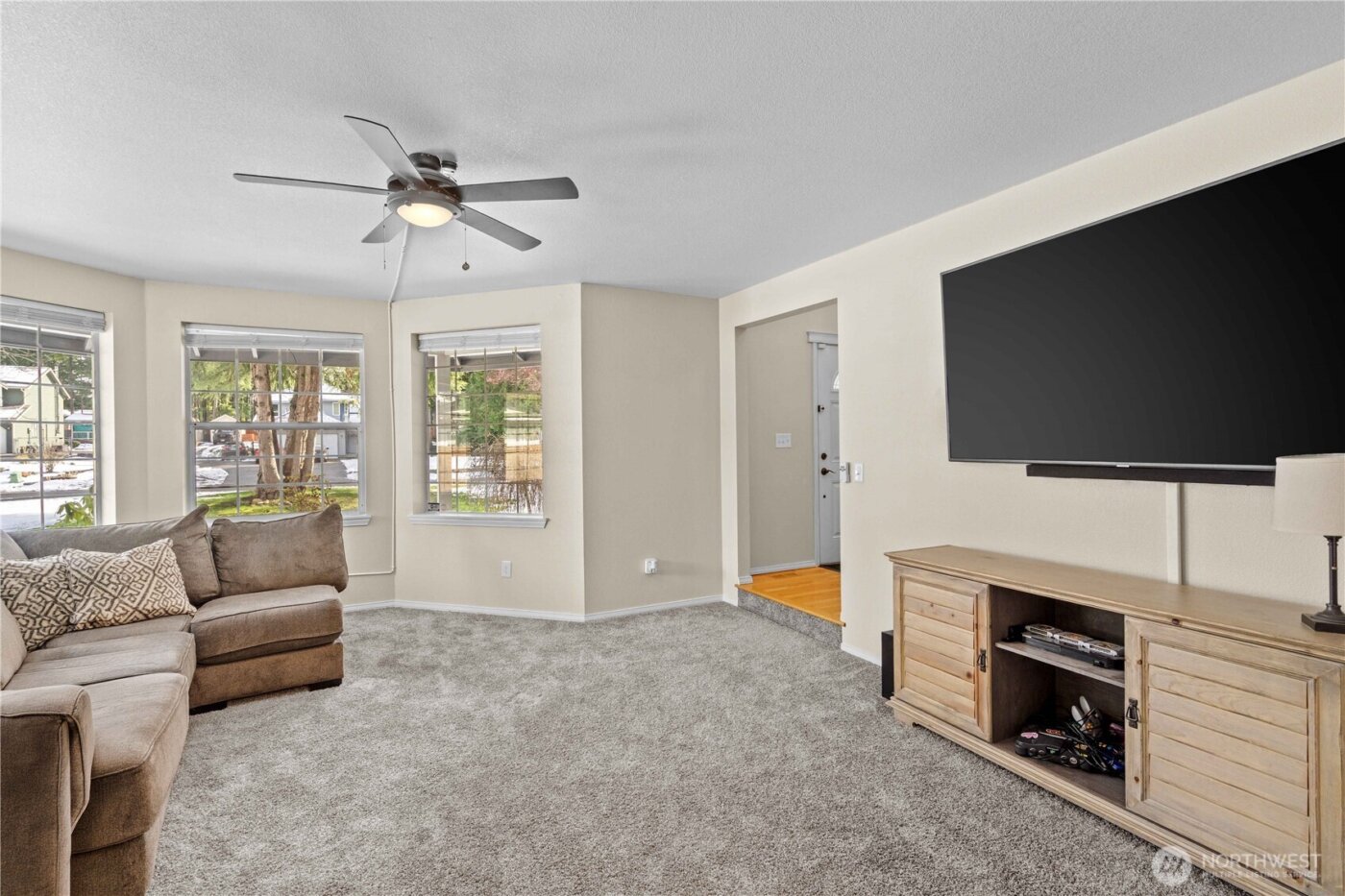 29725 174th Avenue SE, Kent, WA 98042