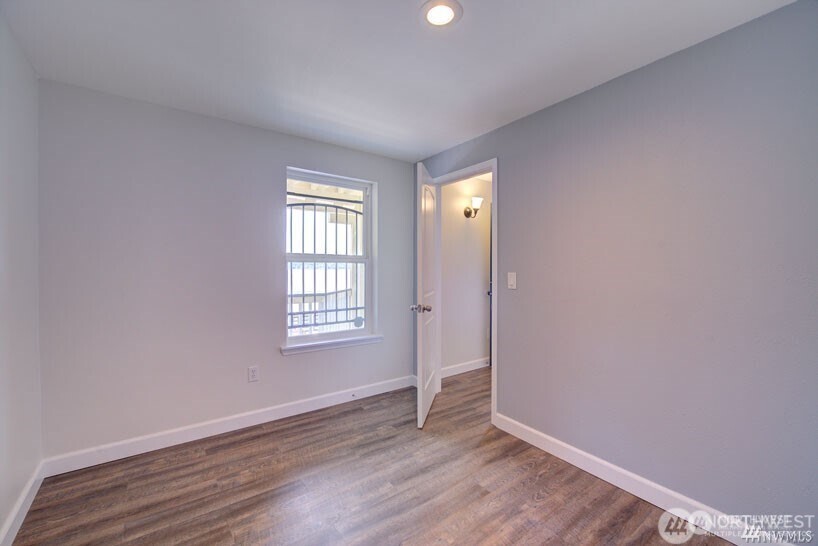 9837 Rainier Avenue S, Seattle, WA 98118