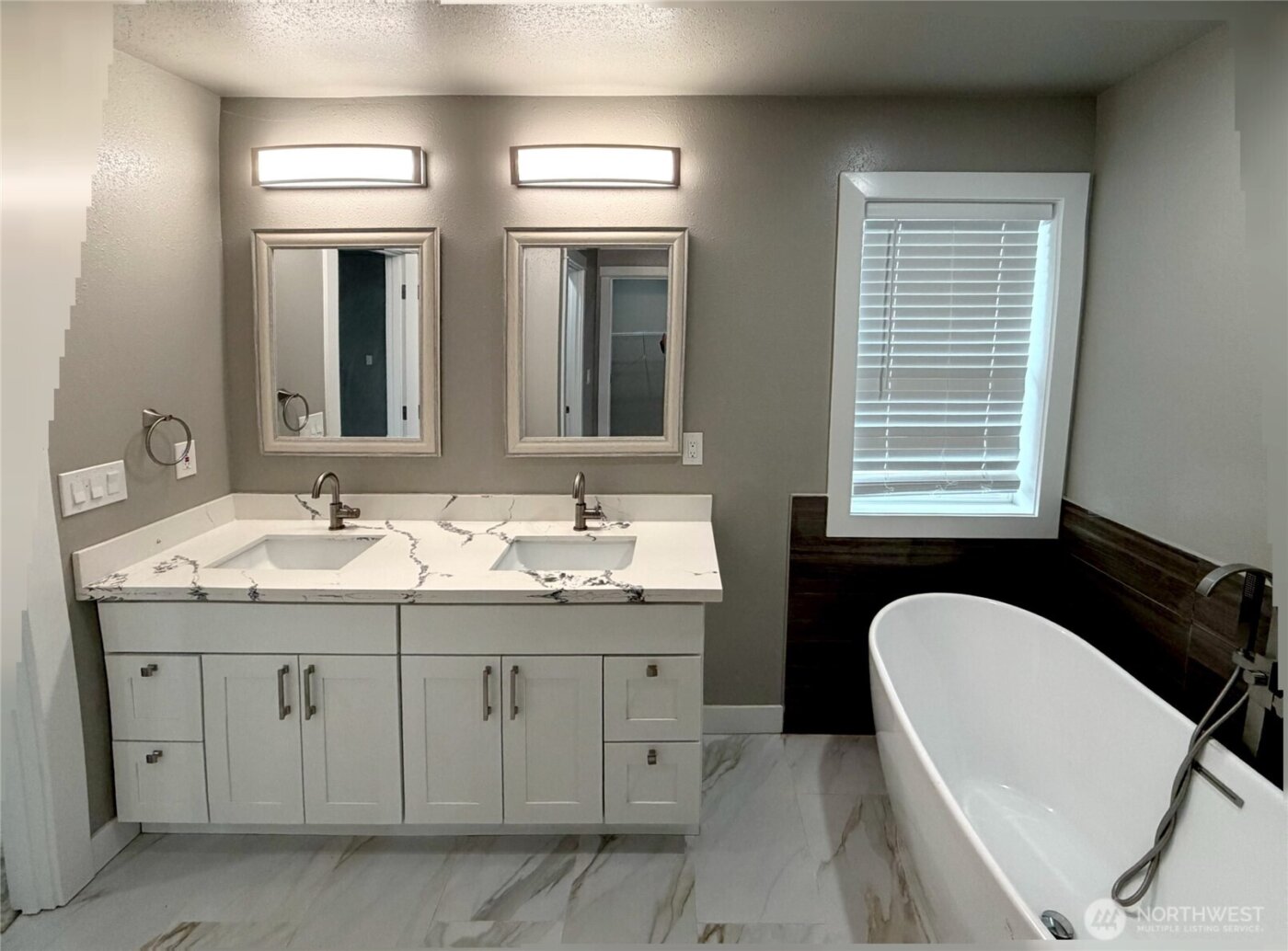 7222 S J Street , Tacoma, WA 98408