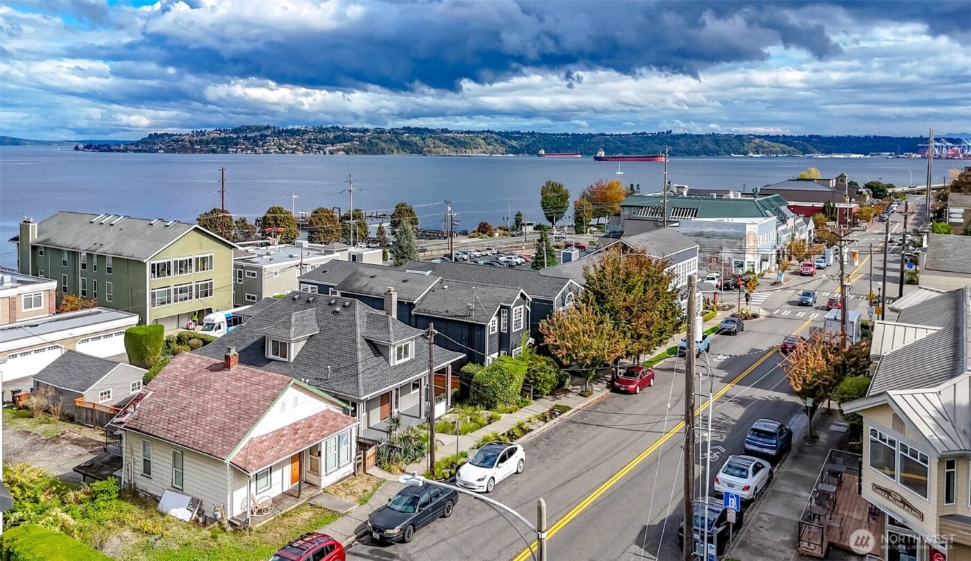 2315 N 30th Street , Tacoma, WA 98403