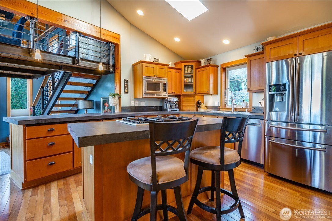 8145 Chehalis Road , Blaine, WA 98230