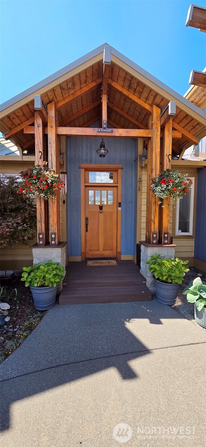 8145 Chehalis Road , Blaine, WA 98230