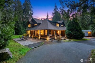 7139 NE Dolphin Drive , Bainbridge Island, WA 98110