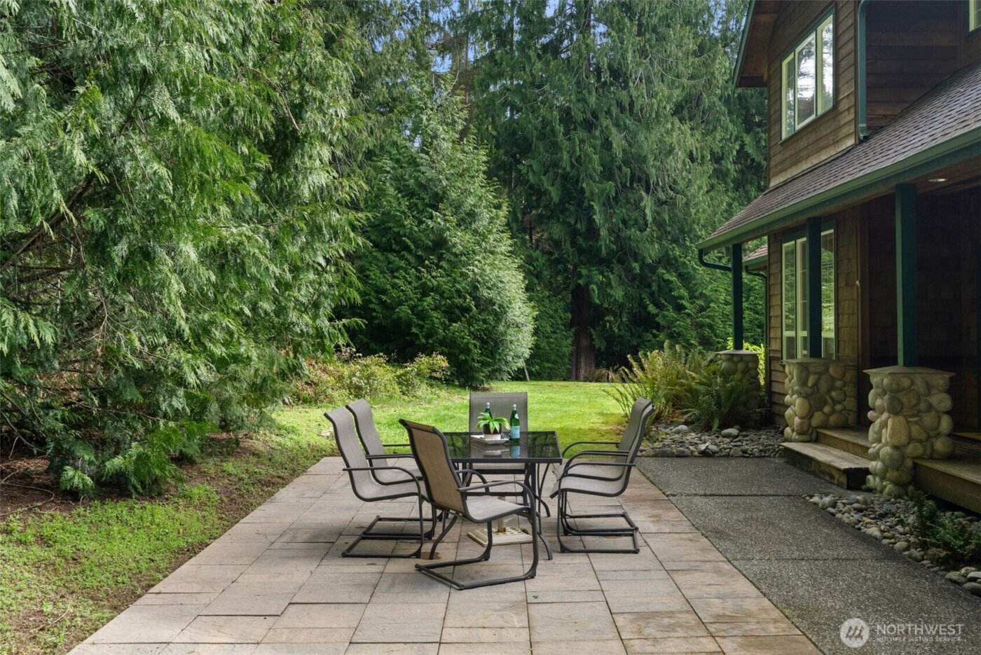 7139 NE Dolphin Drive , Bainbridge Island, WA 98110