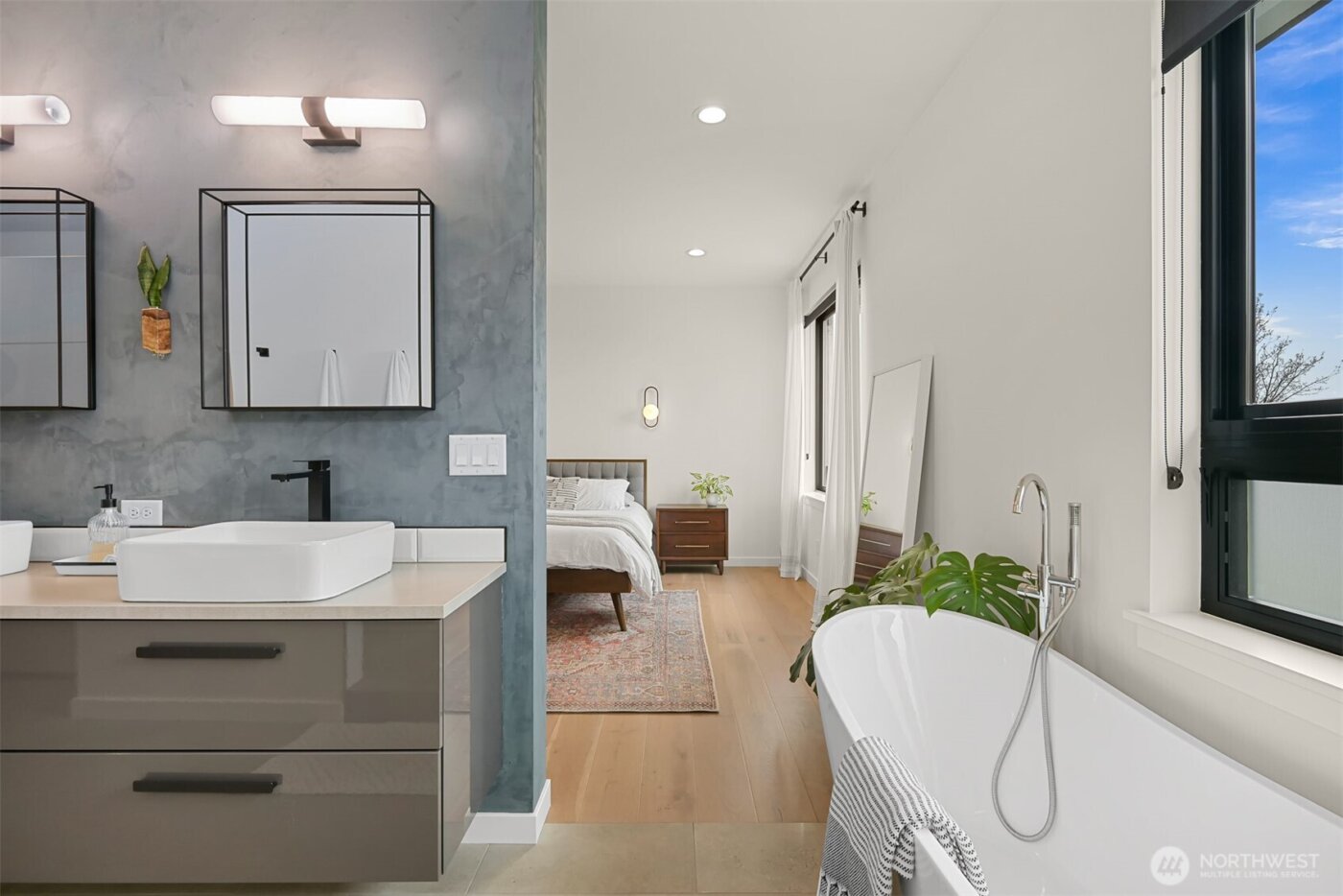 9687 Crest Drive , Blaine, WA 98230