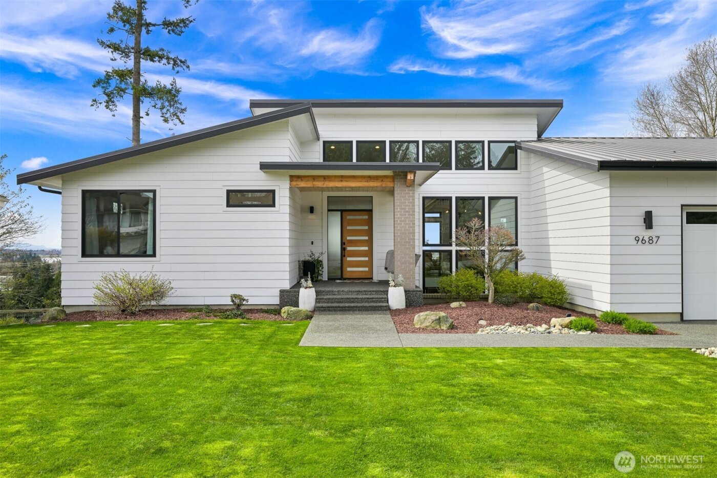 9687 Crest Drive , Blaine, WA 98230