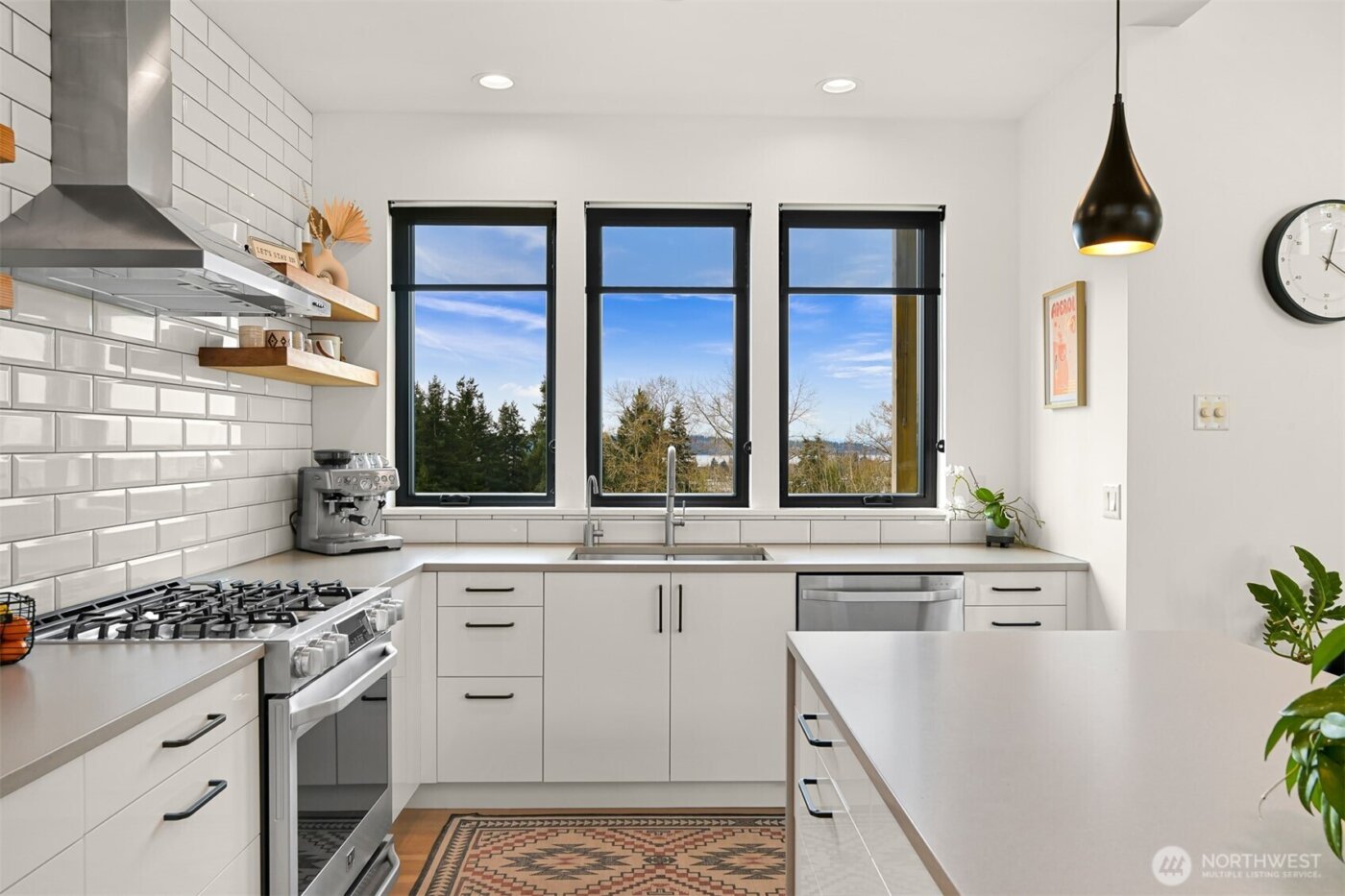 9687 Crest Drive , Blaine, WA 98230