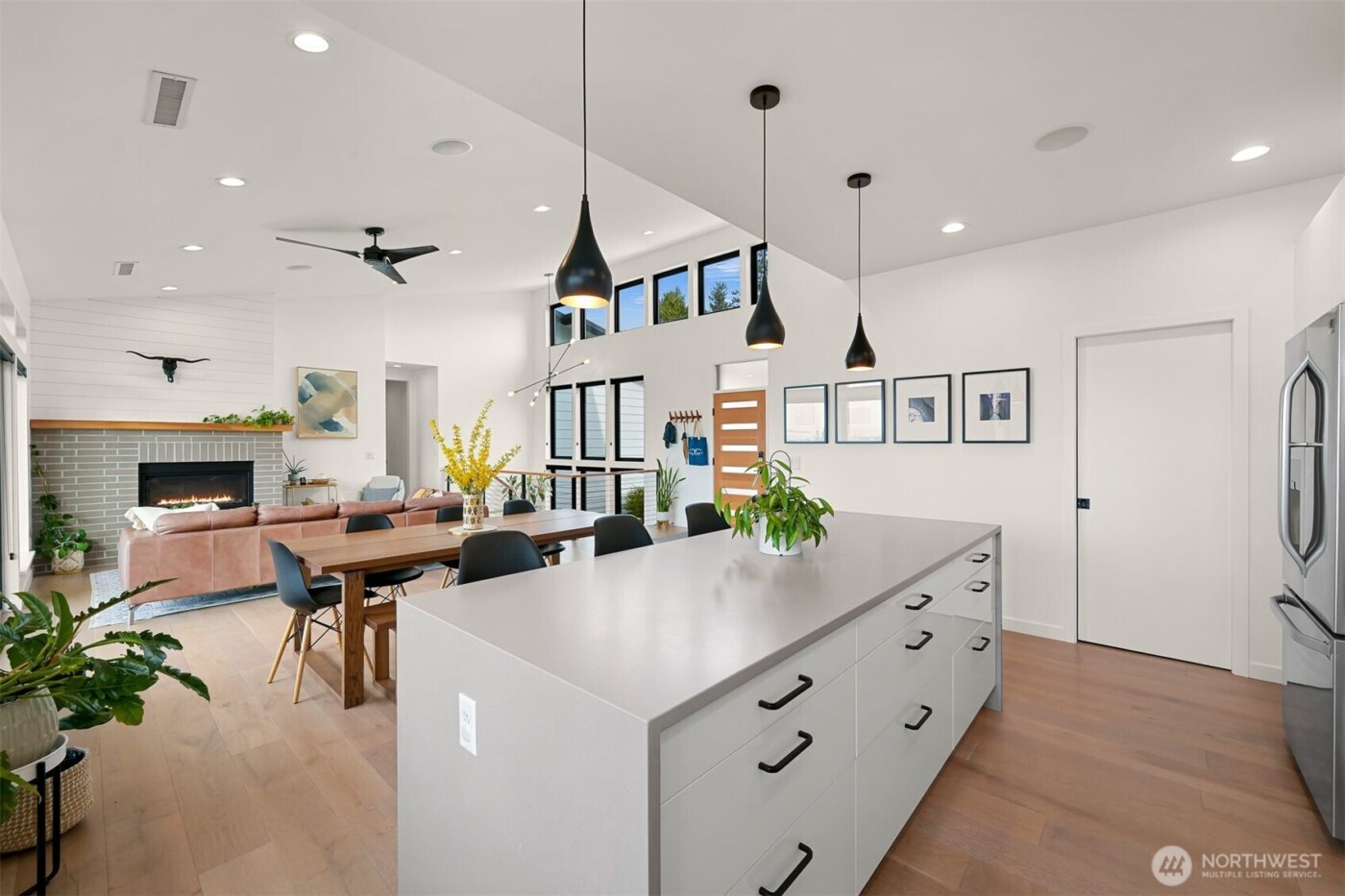 9687 Crest Drive , Blaine, WA 98230