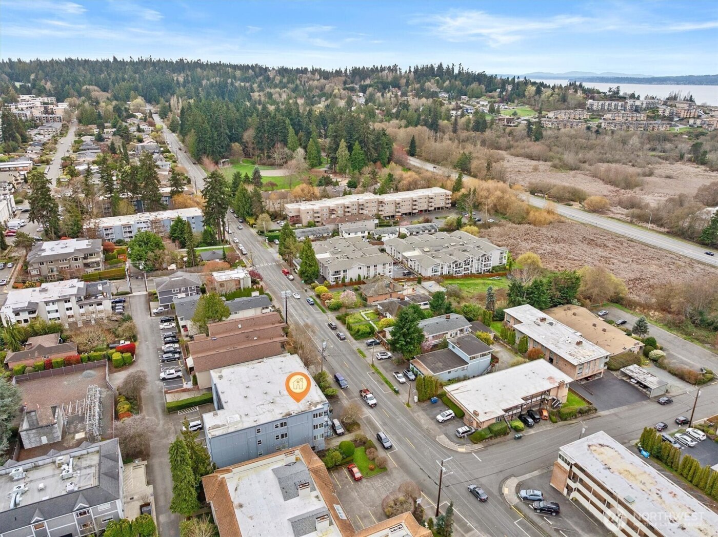 317 3rd Avenue S #201, Edmonds, WA 98020