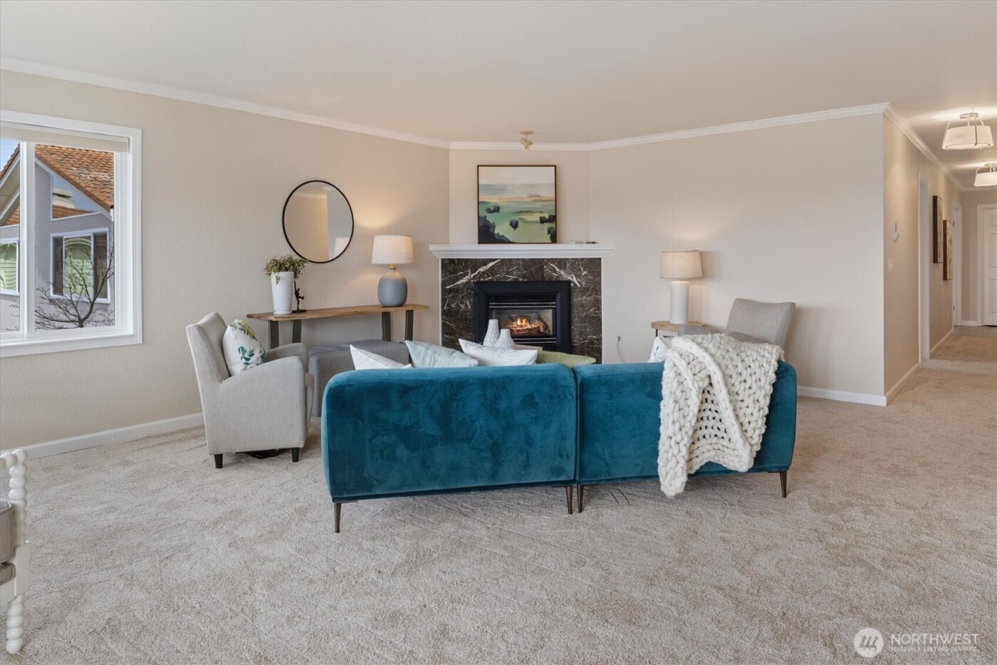 317 3rd Avenue S #201, Edmonds, WA 98020