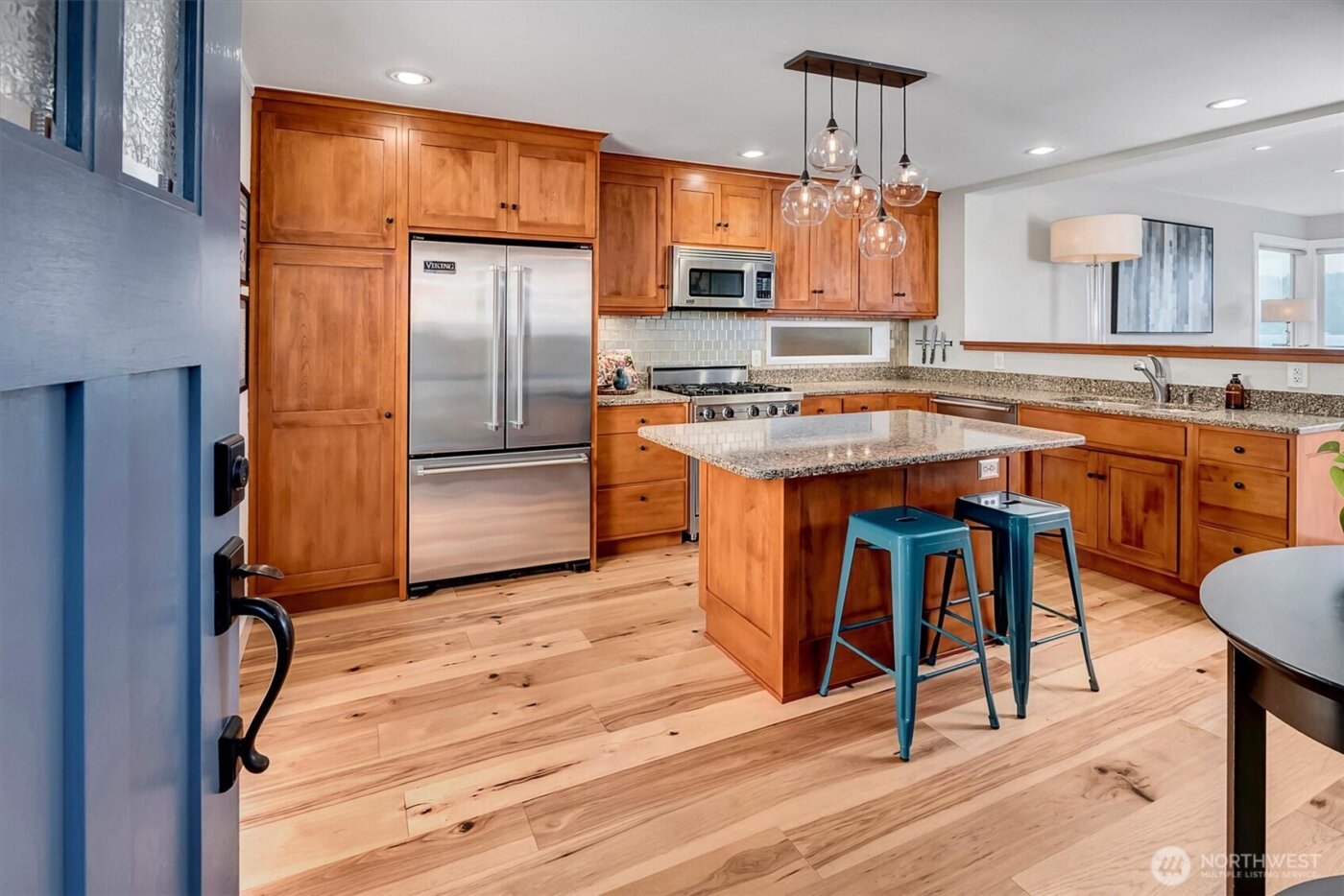 11262 Riviera Place NE, Seattle, WA 98125-5959