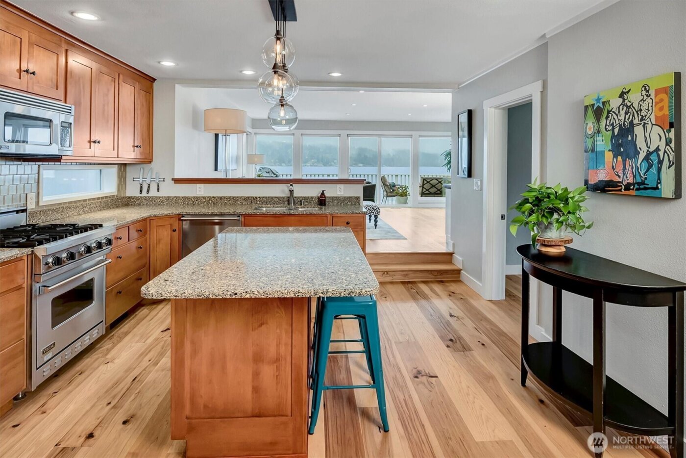 11262 Riviera Place NE, Seattle, WA 98125-5959