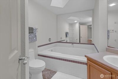 8653 Avondale Rd NE #D208, Redmond, WA 98052 - Photo 18