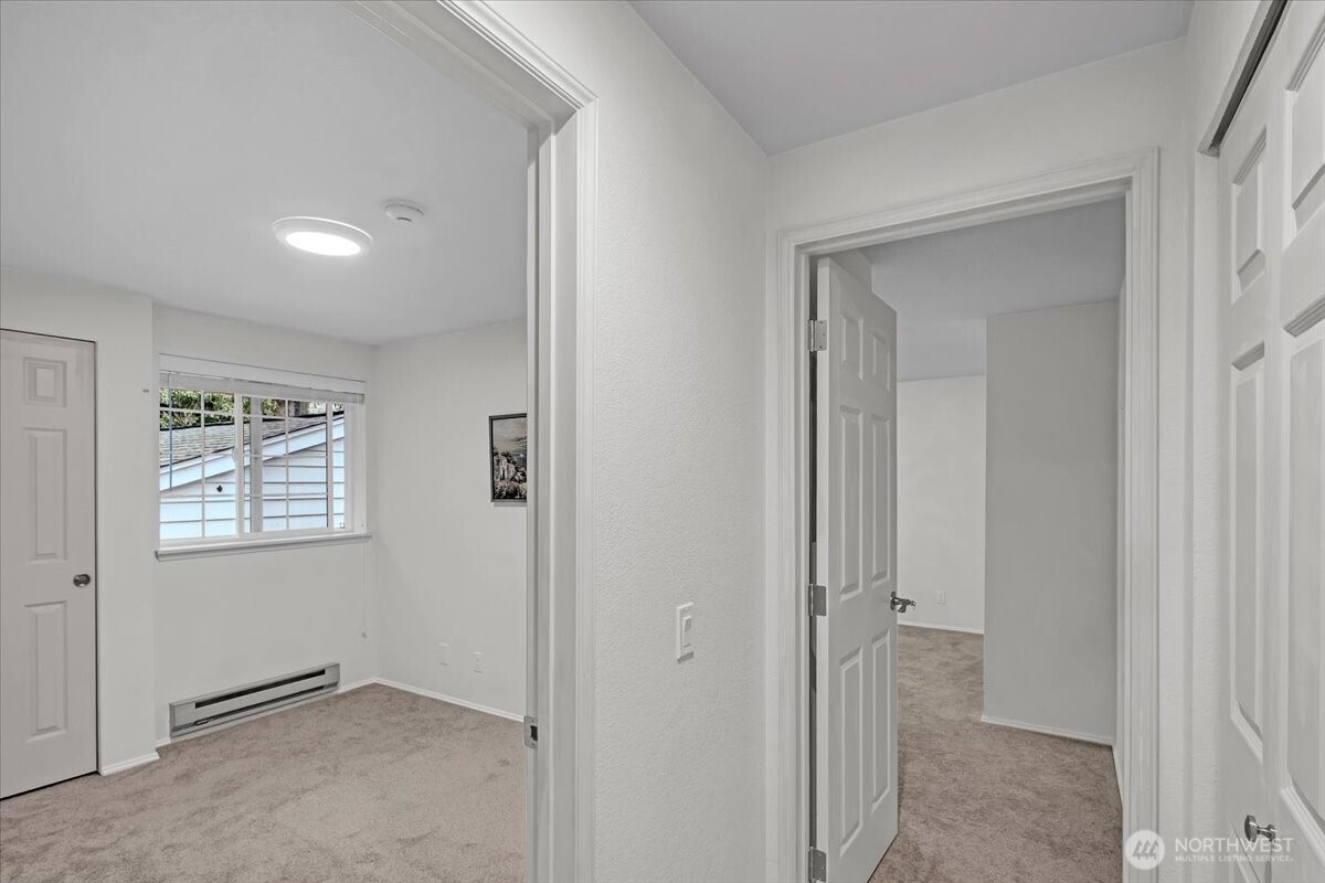 8653 Avondale Rd NE #D208, Redmond, WA 98052