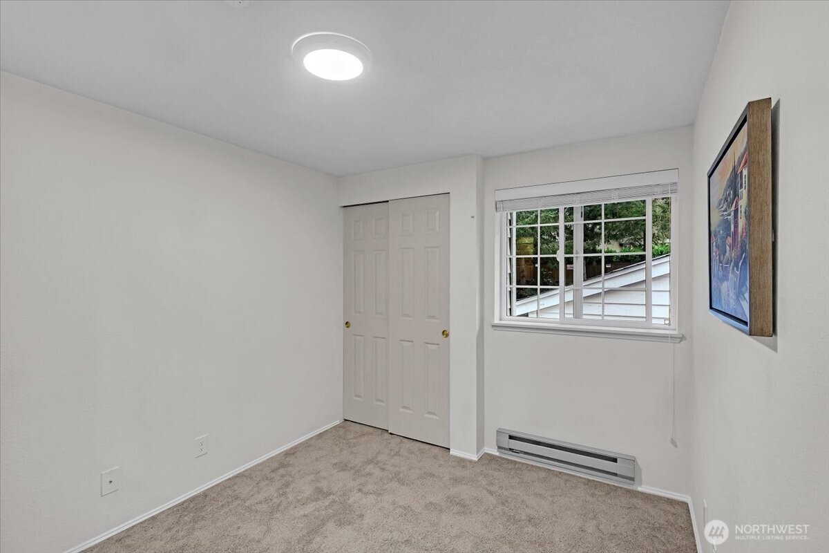 8653 Avondale Rd NE #D208, Redmond, WA 98052