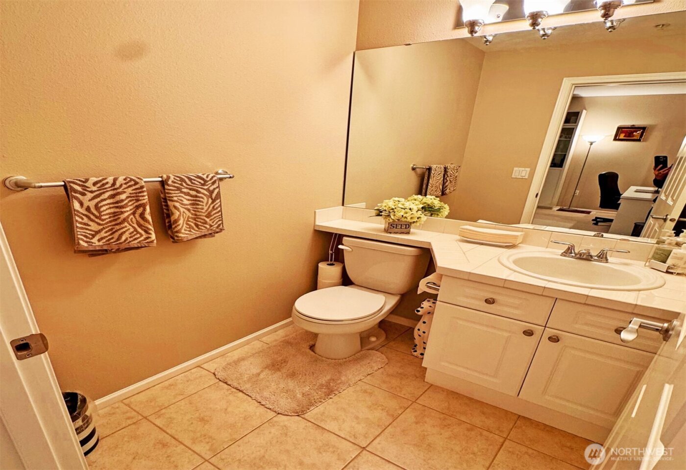 2220 132nd Avenue SE #A213, Bellevue, WA 98005
