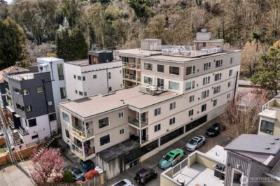 559 McGraw Street #201, Seattle, WA 98109 - Photo 25