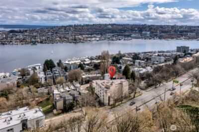 559 McGraw Street #201, Seattle, WA 98109 - Photo 28