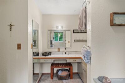 245 Joe Rocky Road , Raymond, WA 98577 - Photo 16